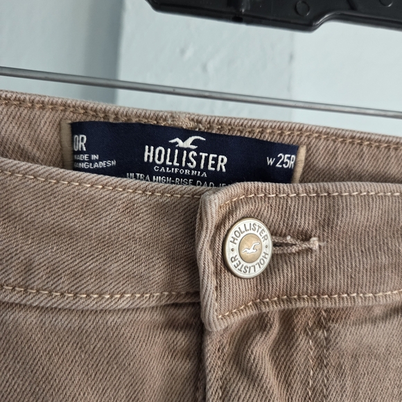 Hollister Beige High-Rise Pants - Picture 5 of 6